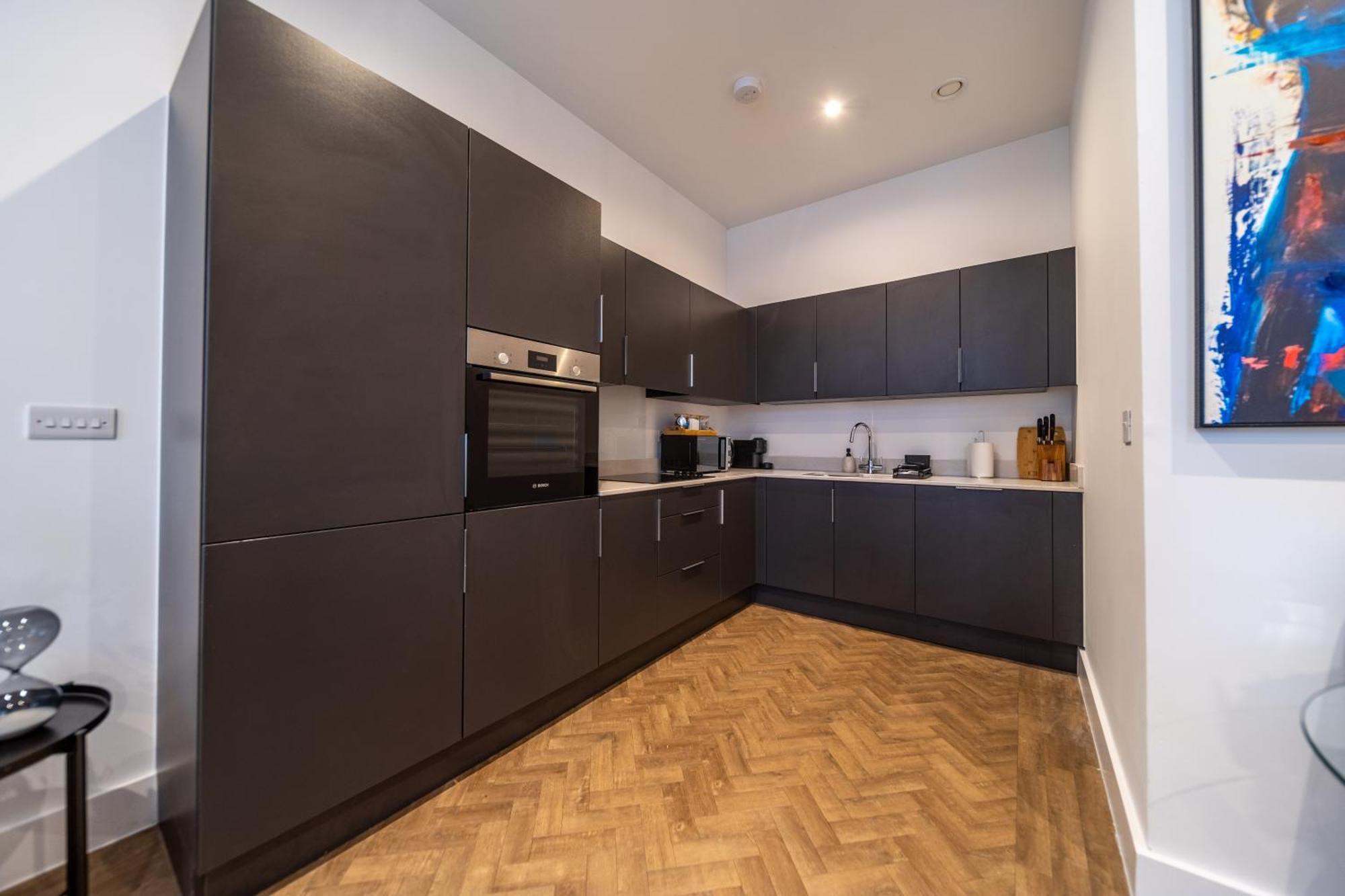 The Essex Apartments - Ashby House Τσέλμσφορντ Εξωτερικό φωτογραφία