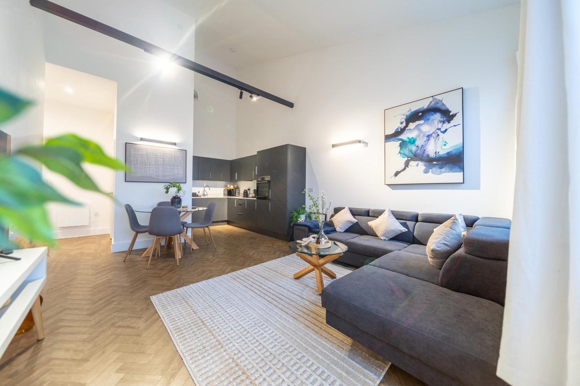 The Essex Apartments - Ashby House Τσέλμσφορντ Εξωτερικό φωτογραφία