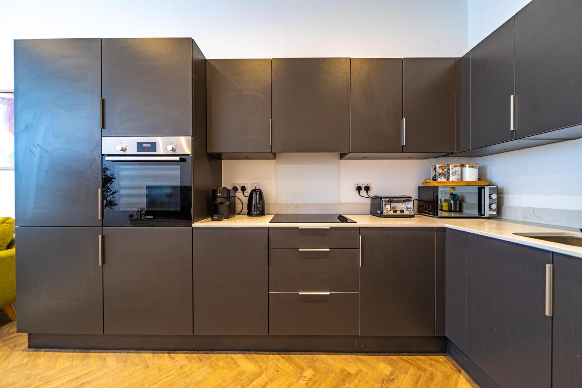 The Essex Apartments - Ashby House Τσέλμσφορντ Εξωτερικό φωτογραφία